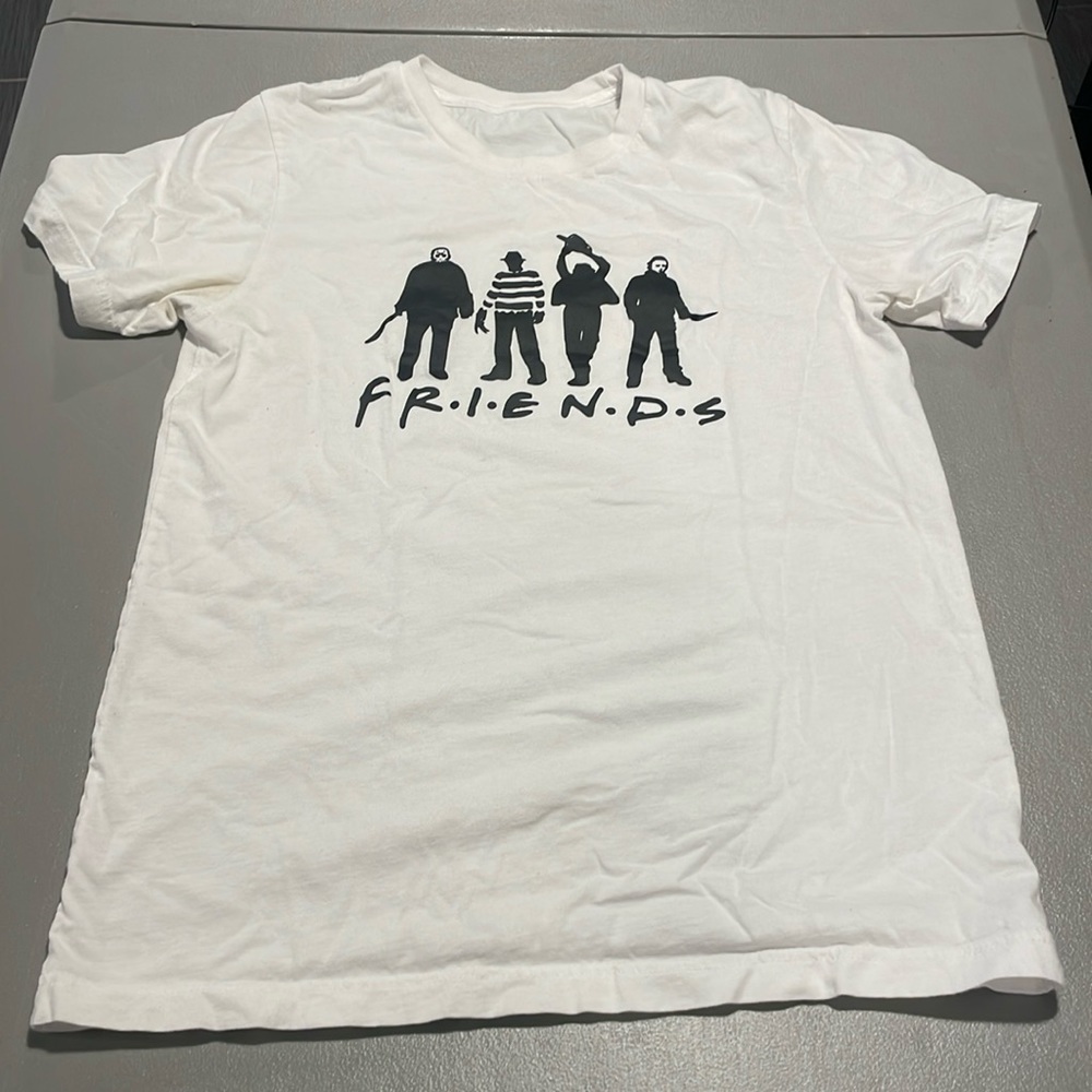 Graphic tee